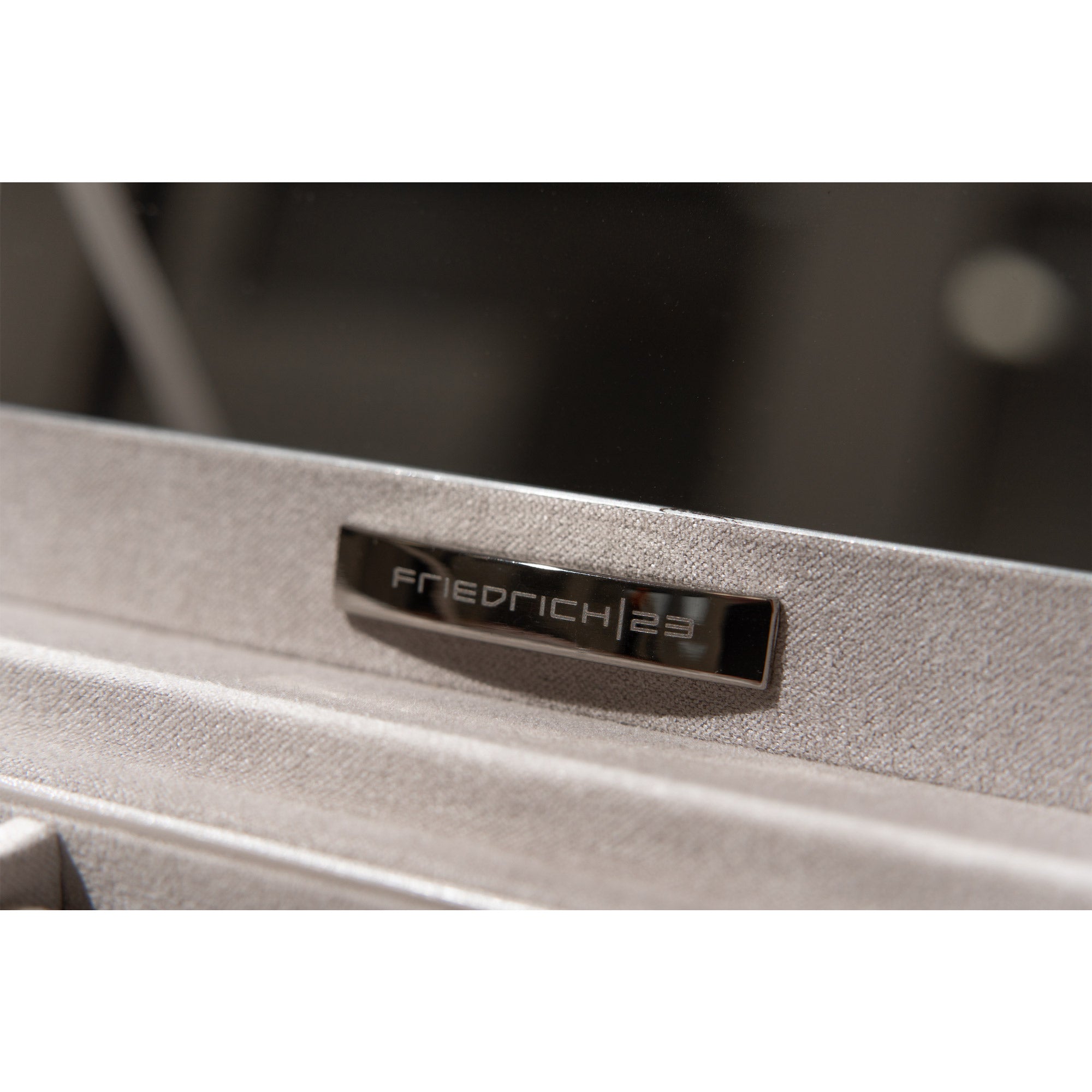 Milano jewelry box in lizard optics