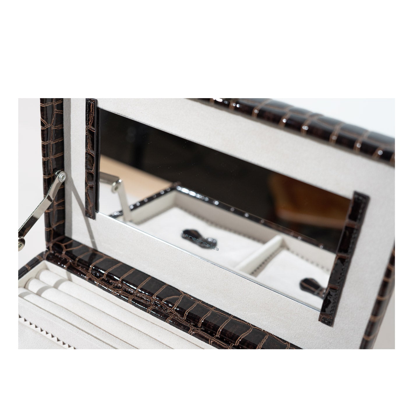 Jolie jewelry box in Kroko optics