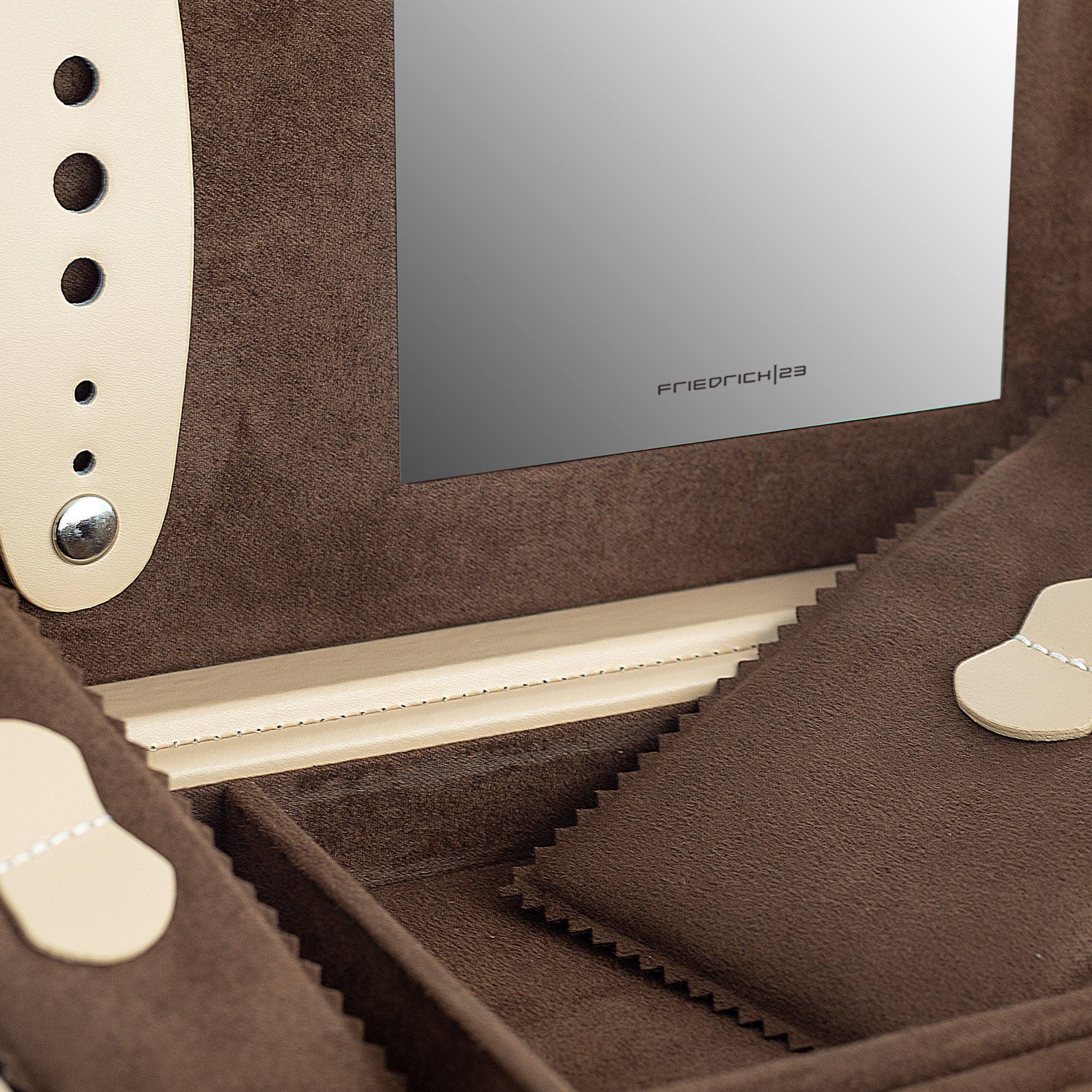 CORDOBA Schmuckkasten aus Leder