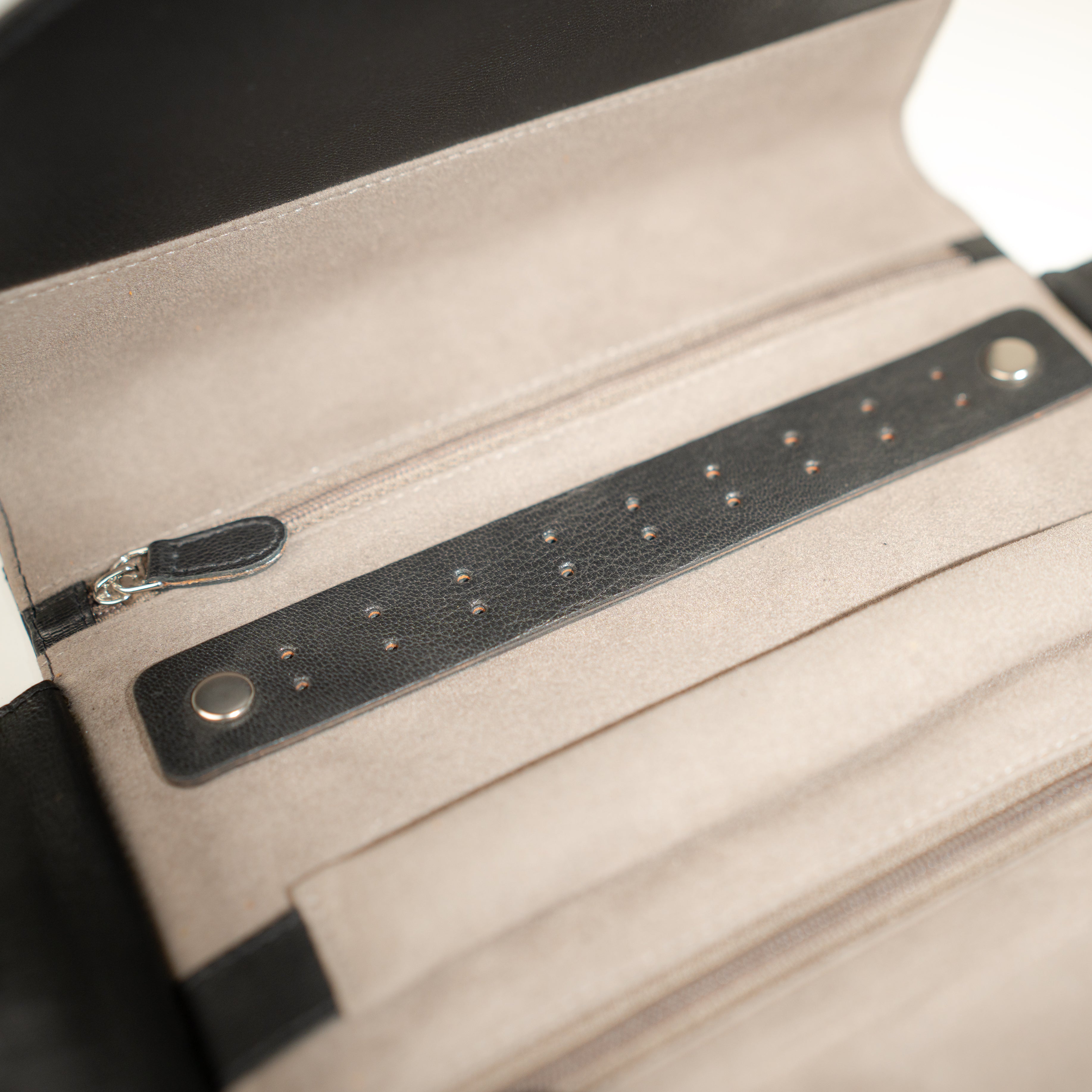 SIENNA Schmuckrolle groß - Leder