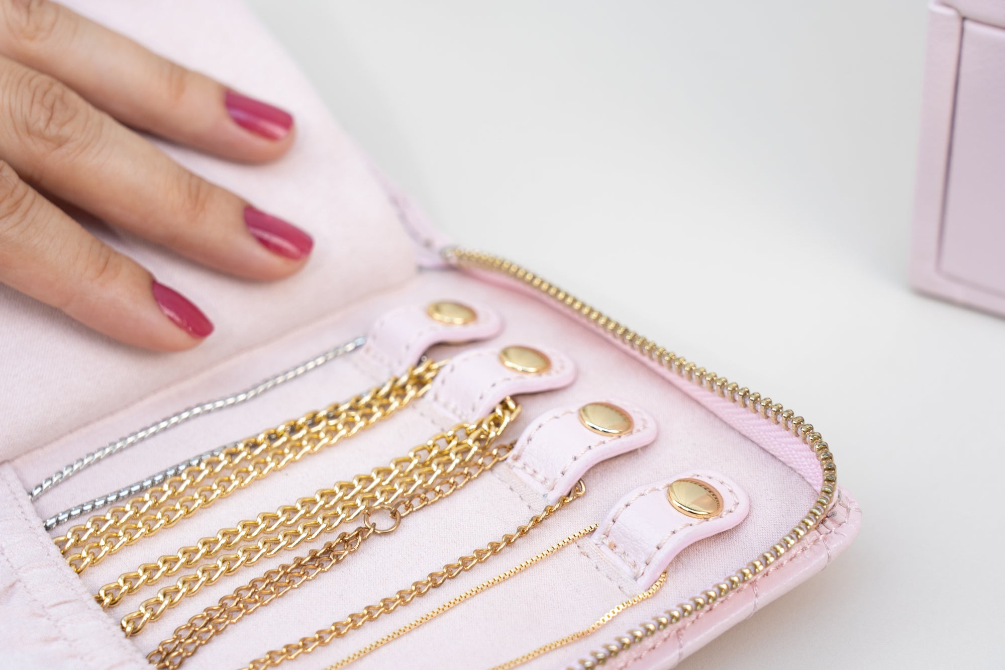 AURORA Schmucketui aus Leder