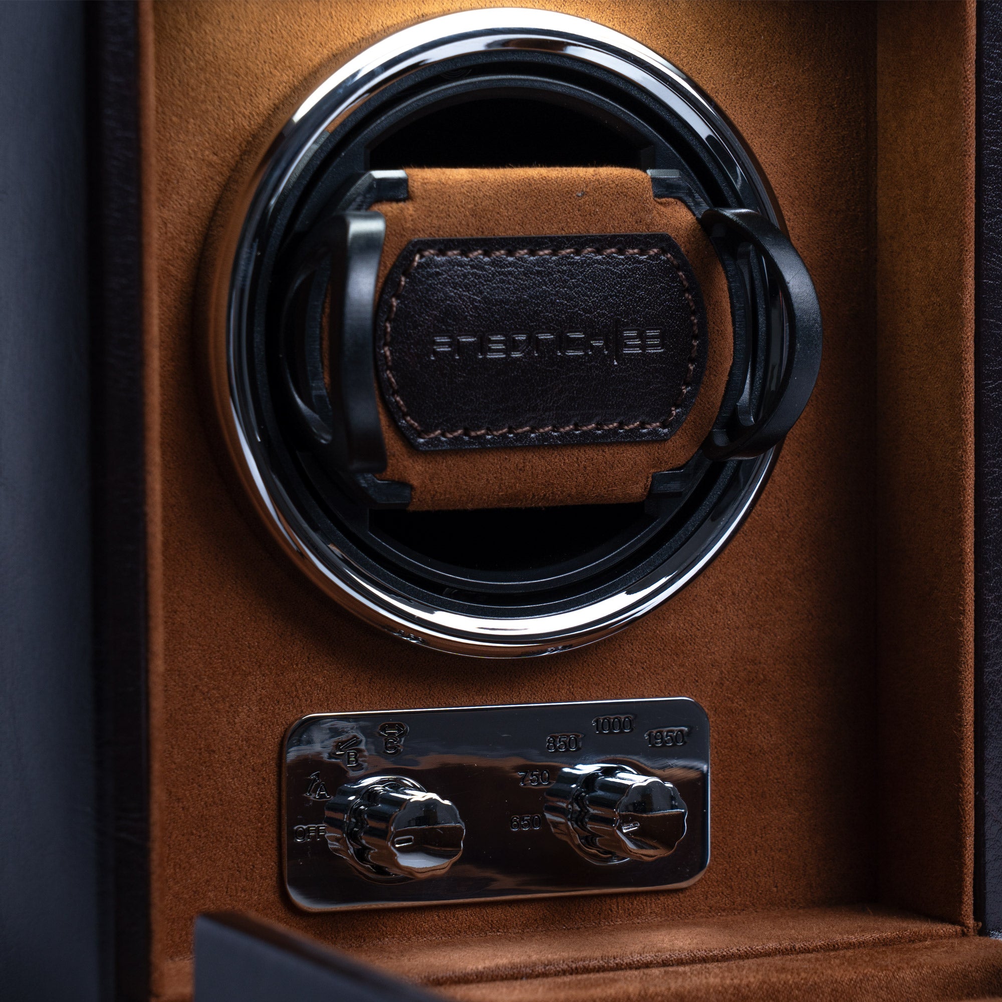 BOND Uhrenbeweger für 1 Uhr mit LED Beleuchtung