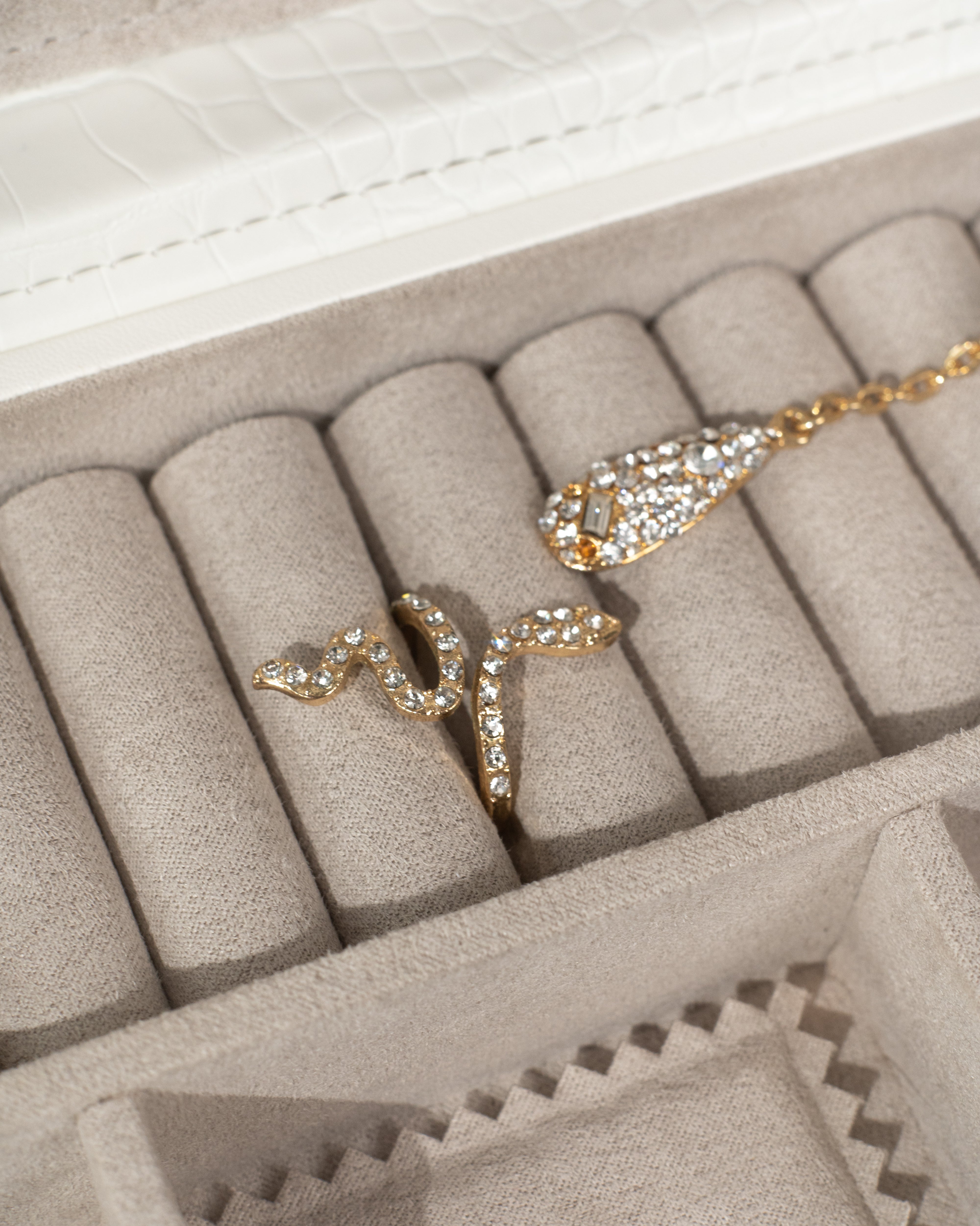 CAIMAN Großer Schmuckkasten in Kroko Optik