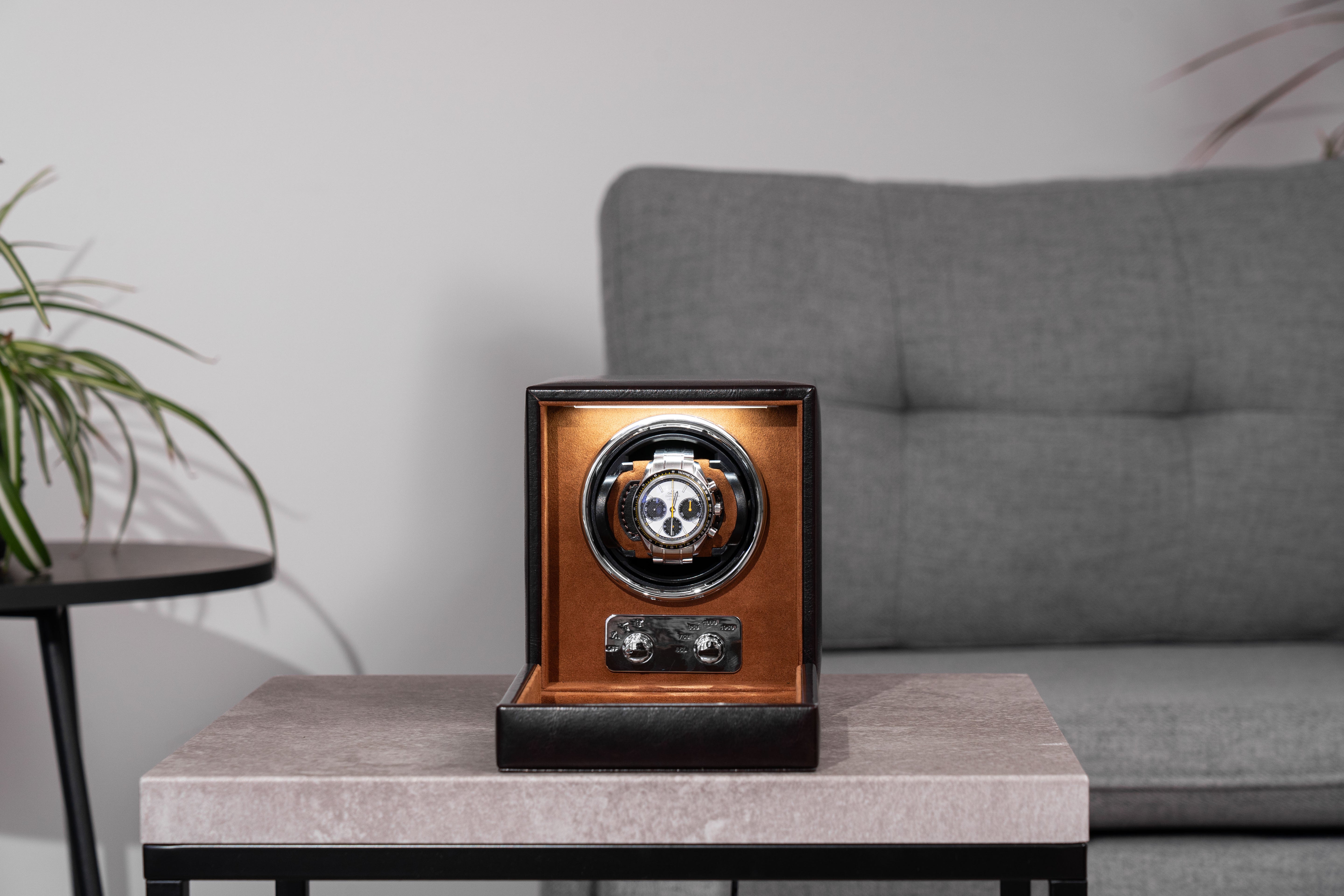 BOND Uhrenbeweger für 1 Uhr mit LED Beleuchtung