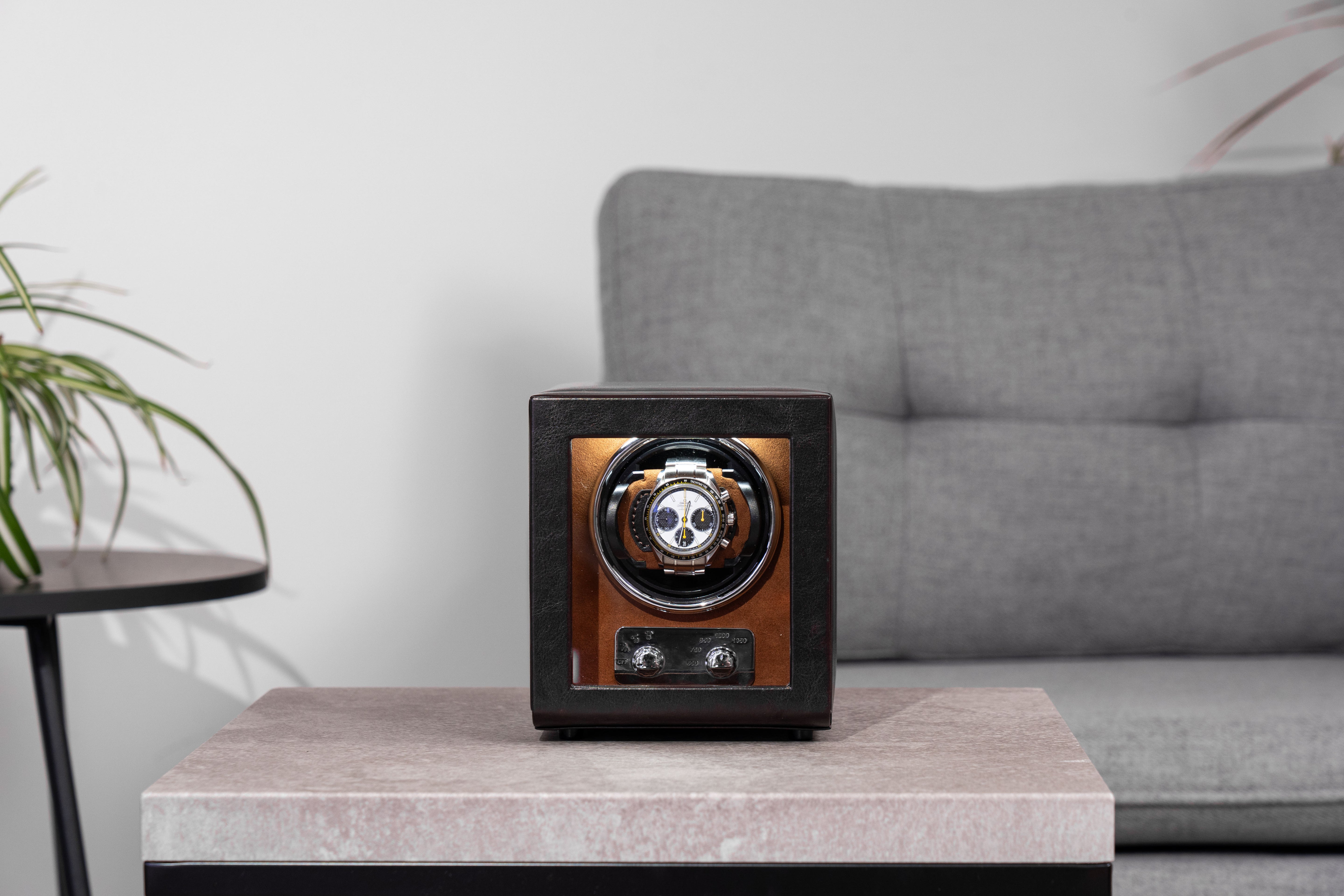 BOND Uhrenbeweger für 1 Uhr mit LED Beleuchtung