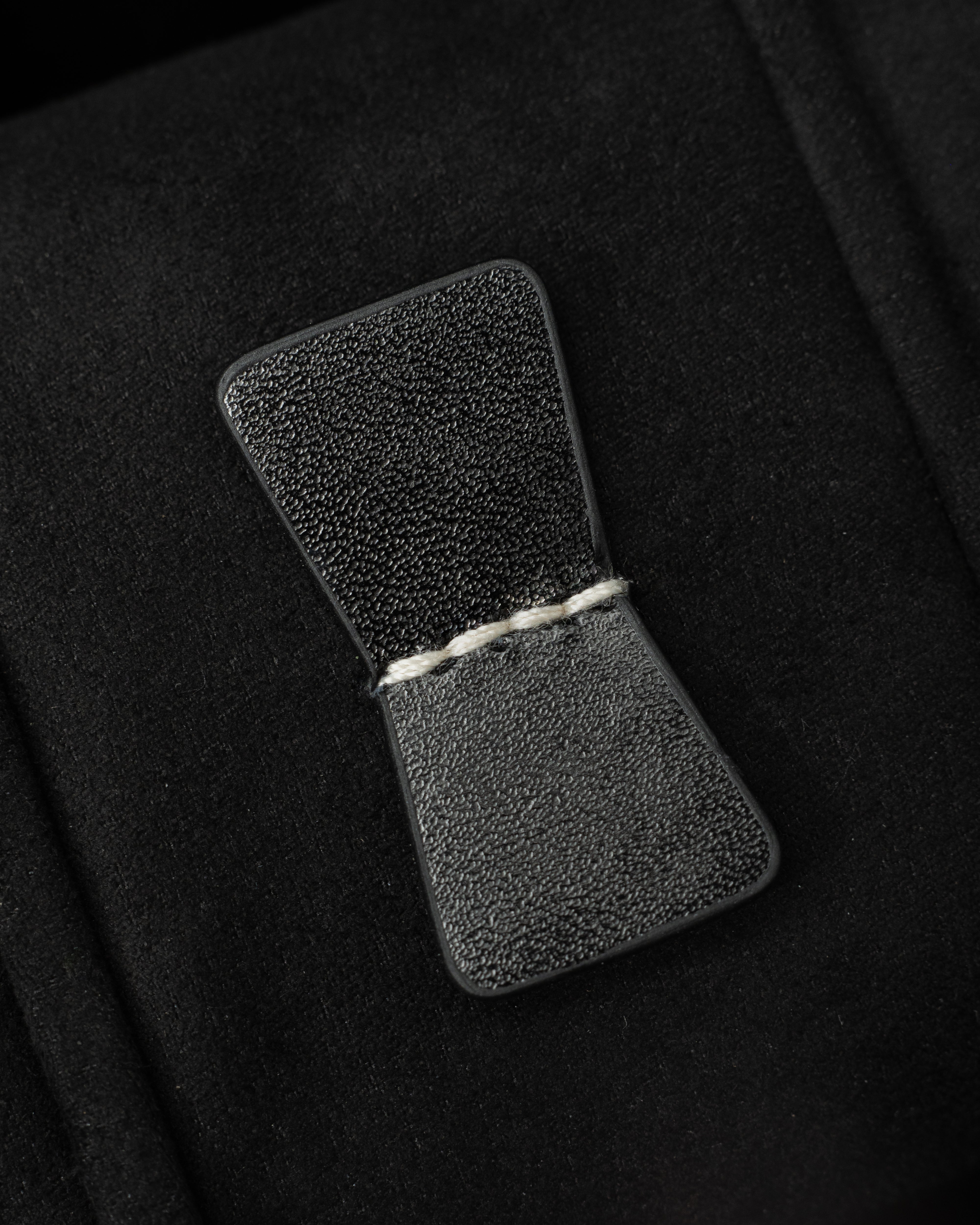 LONDON Uhrenbox für 5 Uhren aus Leder mit Glasdeckel