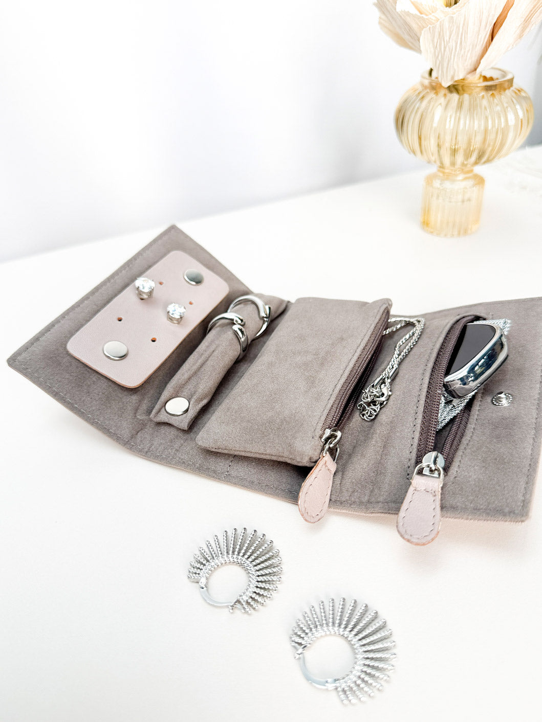 SIENNA jewelry roll small - leather