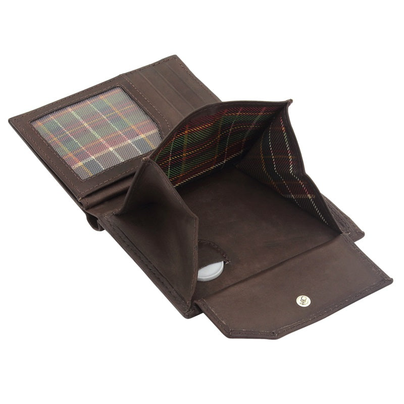 Leather wallet with RFID scan protection