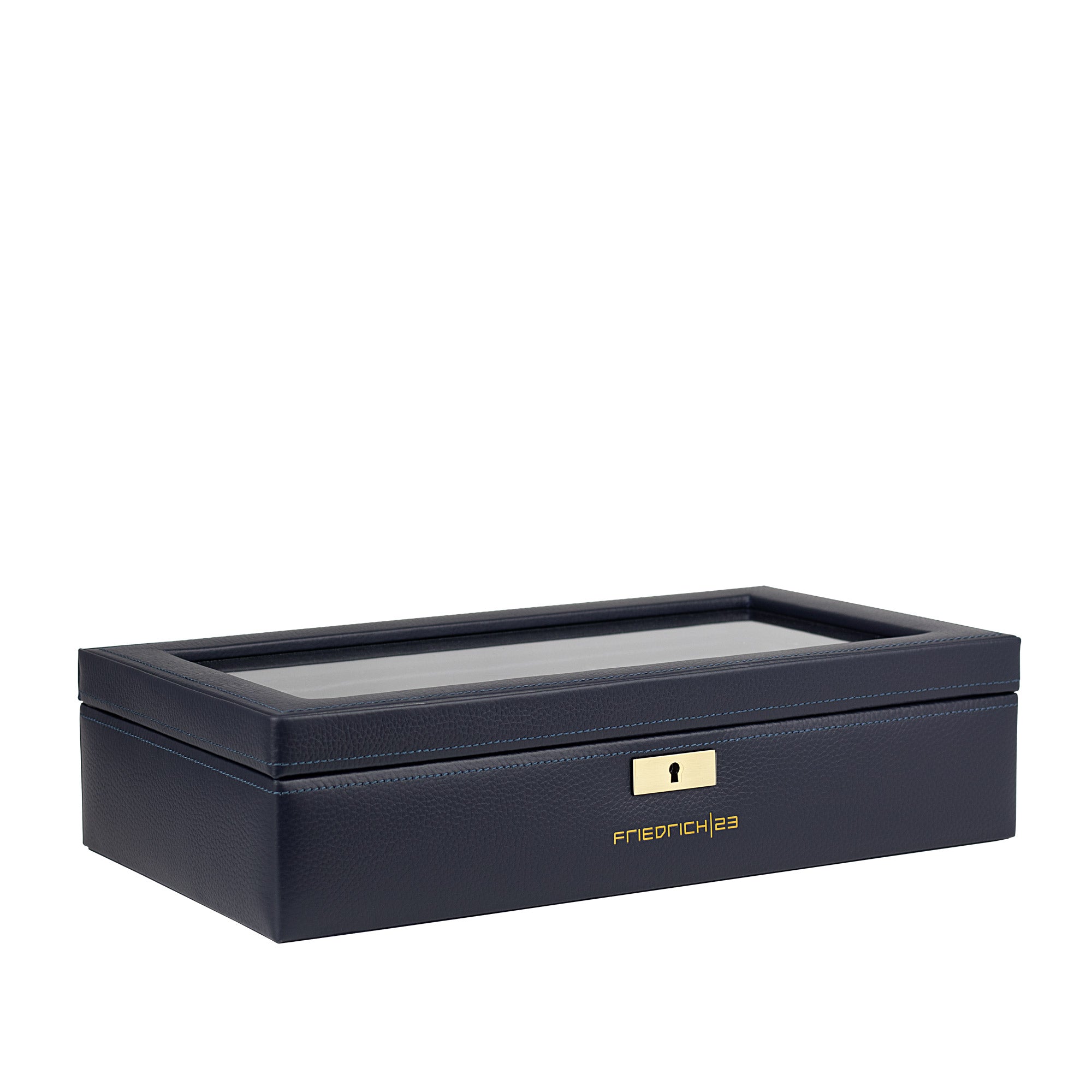 Seitliche Ansicht der dunkelblauen Uhrenbox aus Leder mit Glaseinsatz im Deckel, genarbtes Leder mit hellblau abgesetzten Nähten und Metallschloss und Metalllogo