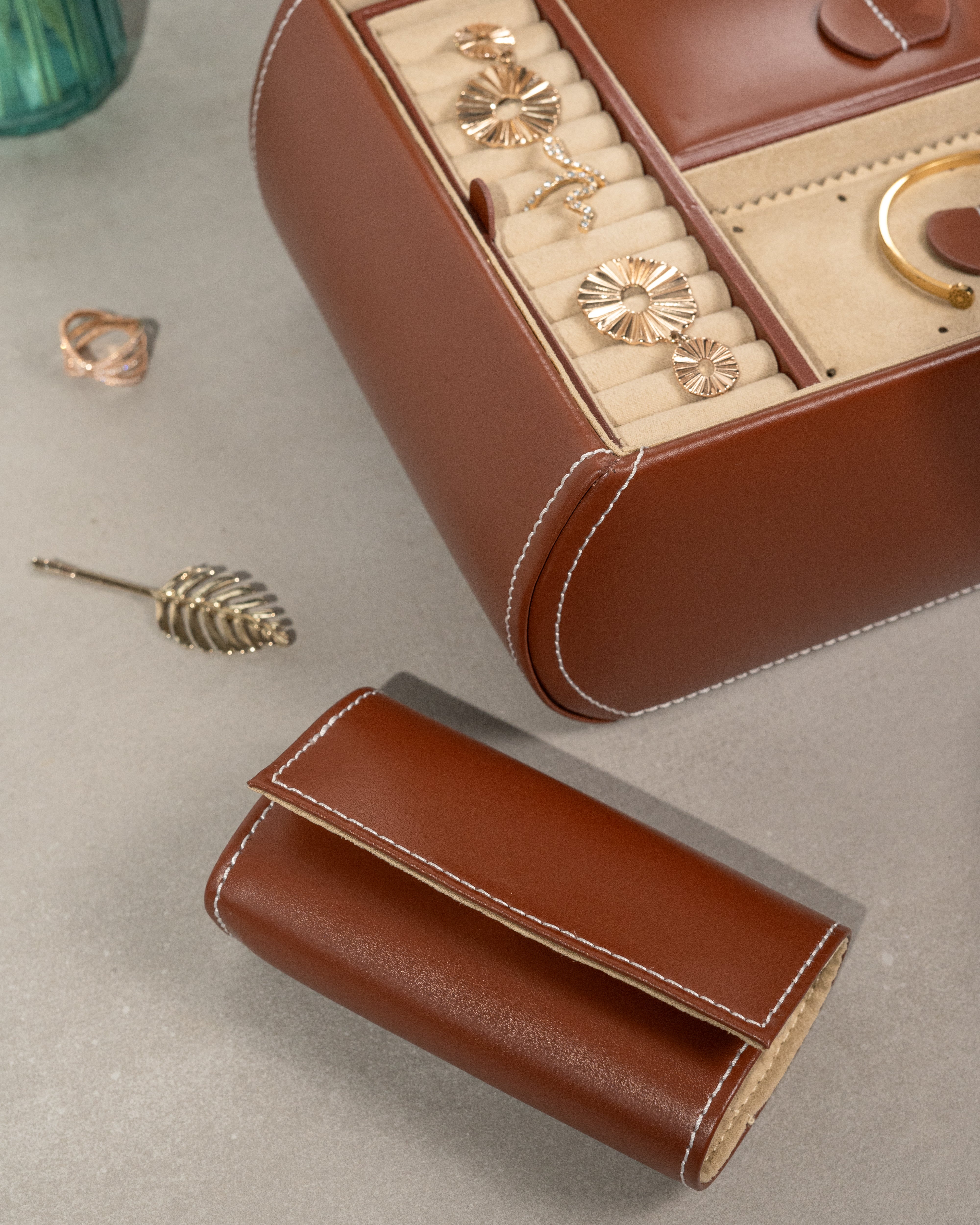 Cordoba jewelry box made of leather