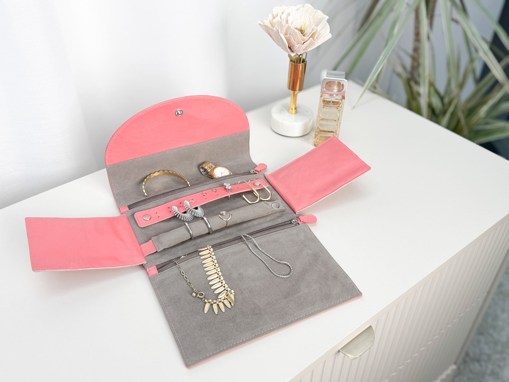 SIENNA jewelry roll large - leather