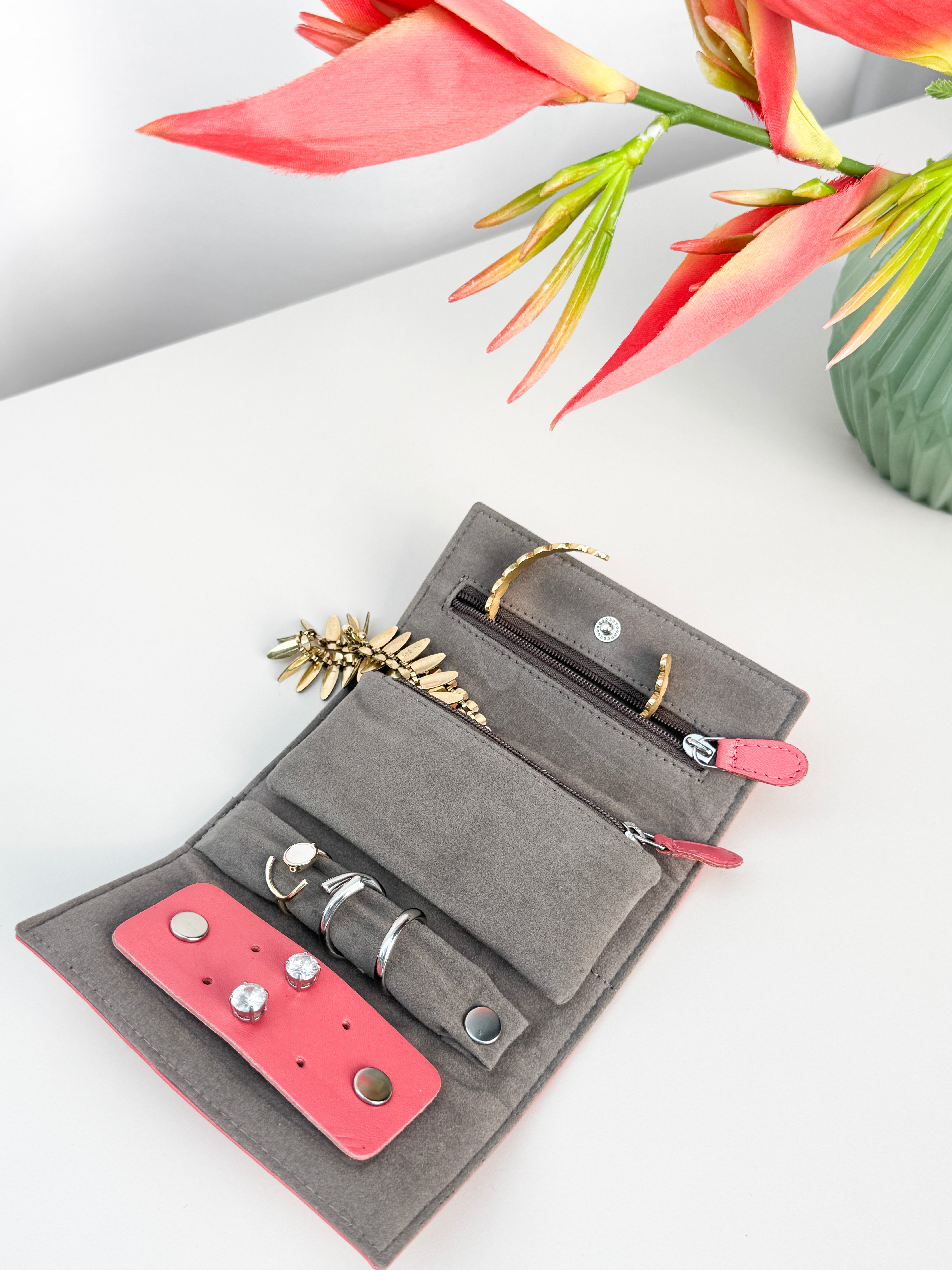 SIENNA jewelry roll small - leather