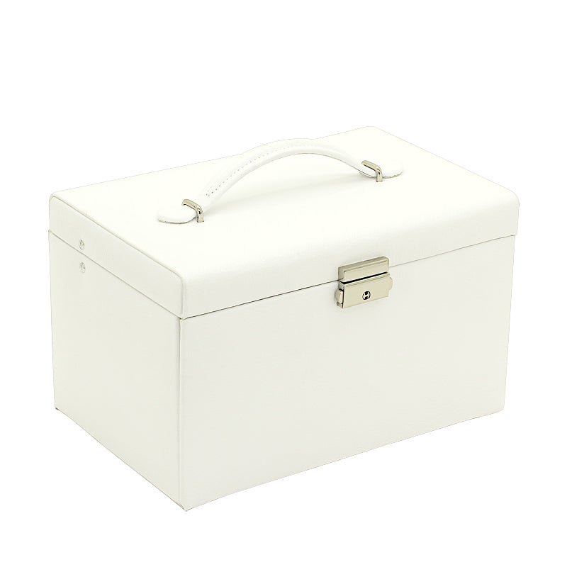 Classico jewelry box made of leather